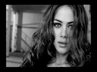 скачать клип Kishe - Тонкая нить