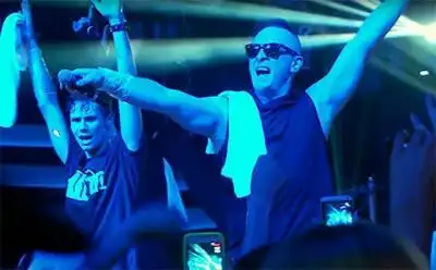 скачать клип Mozgi - Вертолёт