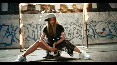 скачать клип L\'ONE - Бери своё