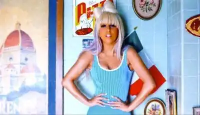 скачать клип Lady Gaga - Eh, Eh