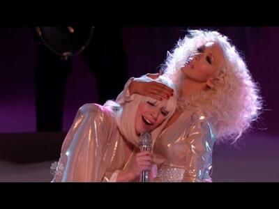 скачать клип Lady Gaga ft. Christina Aguilera - Do What U Want - Live