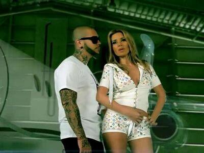 скачать клип Timati and La La Land feat. Timbaland and Grooya - Not All About The Money