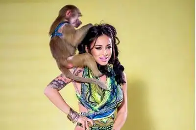 скачать клип Ruby feat. Morosanu and Dorian Popa - Lasa cucu-n pace