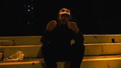 скачать клип Post Malone - Too Young