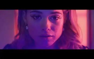 скачать клип Mako - Smoke Filled Room