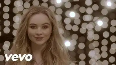 скачать клип Sabrina Carpenter - We\'ll Be the Stars