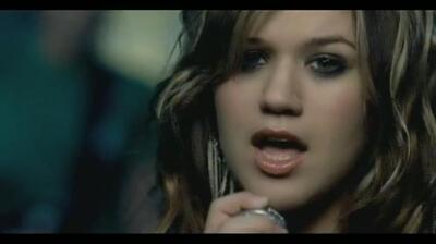скачать клип Kelly Clarkson - Breakaway