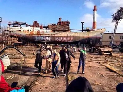 скачать клип ЯрмаК, ТOF, БРДК, Гига - Время пришло