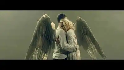 скачать клип Carla\'s Dreams - Aripile