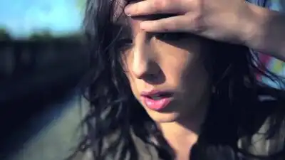 скачать клип Даша Суворова - Просто Любить