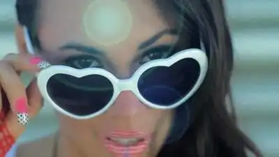 Скачать клип