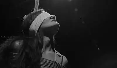 скачать клип Son Lux - Easy