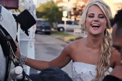 скачать клип Payton Rae - Not Your Cinderella