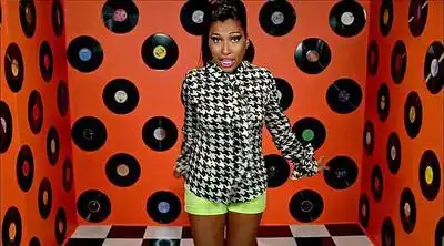 скачать клип Melanie Fiona ft. B.o.B. - Change The Record