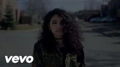 скачать клип Alessia Cara - Wild Things