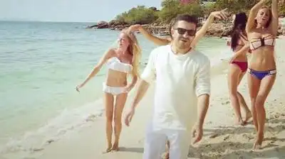 Скачать клип