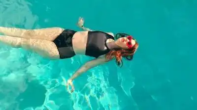 Скачать клип