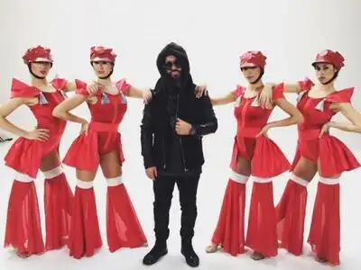 Скачать клип