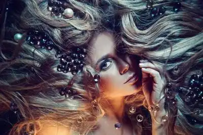 скачать клип Лавика - Body cries