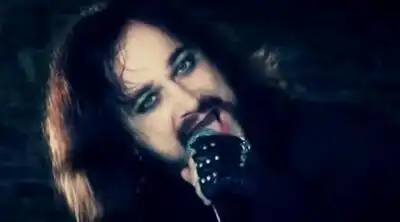 Скачать клип