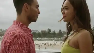 скачать клип Faydee - Legendary