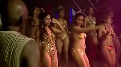 скачать клип Groove Armada ft. Slarta John - Pull Up