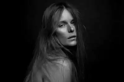 скачать клип Lisa Alma - Lovesick