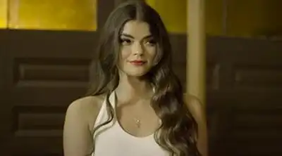 скачать клип Pham ft. Yung Fusion - Movements