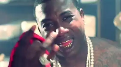 Скачать клип