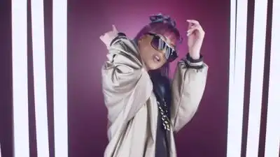 скачать клип Ronela Hajati - A do si kjo