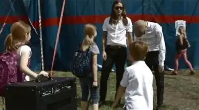 скачать клип Pure Love - Riot Song