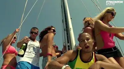 скачать клип Patrick Miller - U and I