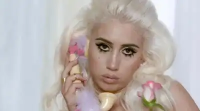 скачать клип Kali Uchis ft. Steve Lacy, Vince Staples - Only Girl