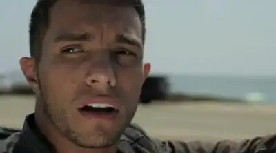 скачать клип Marco Carta - Necessita Lunatica