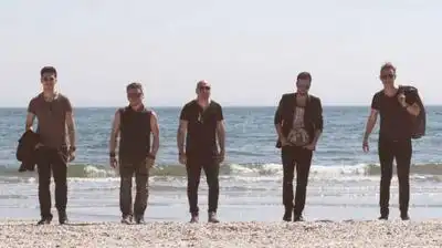 скачать клип Bere Gratis - Daria