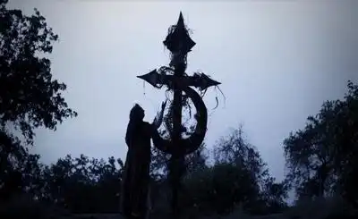 Скачать клип