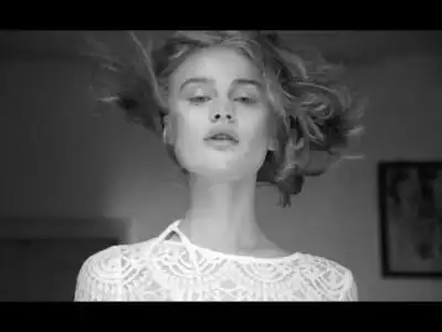 скачать клип Eva Shaw ft. Mally Mall and Sonny Wilson - U