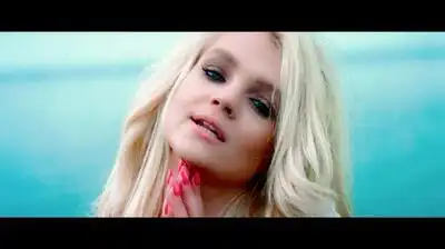 скачать клип Margaret - Cool Me Down