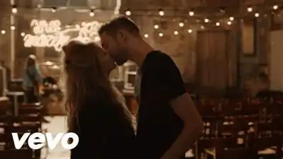 Скачать клип