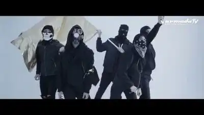 Скачать клип