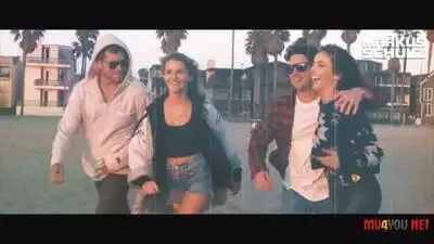 Скачать клип