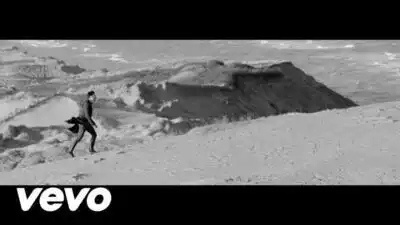 Скачать клип