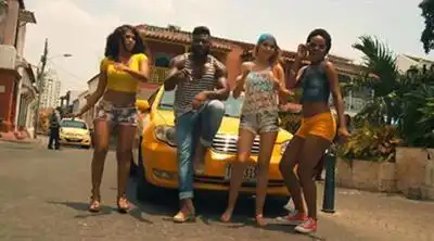 скачать клип Pitbull ft. Makassy and Osmani Garcia - El Taxi