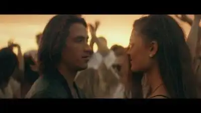 Скачать клип