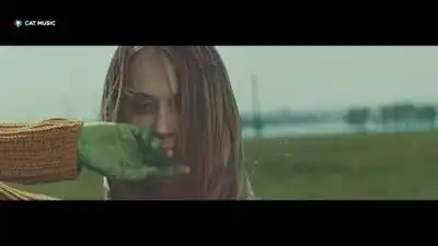 скачать клип HUMAN - Connected