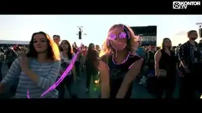 Скачать клип