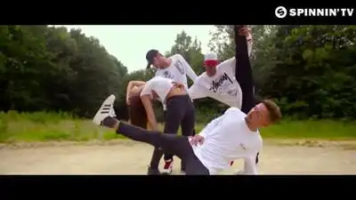 скачать клип Kyfra and Dastic - Magic