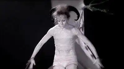 скачать клип EARTH SHIP - Red Leaves