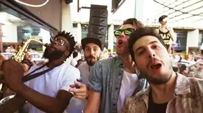 скачать клип Cash Cash ft. Fitz and the Tantrums - Broken Drum