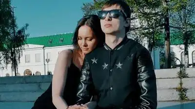 скачать клип od1n and Саша Моллер - Беги